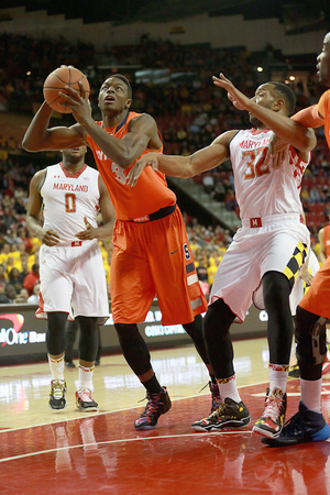 Jerami Grant sat out the final 22:01 of Syracuse's 57-55 win over Maryland on Monday night with a sore back. He expects to play Saturday against Virginia.