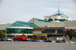 The new cameras utilize motion-activation technology and allow Syracuse police to collect data to identify the make, color, model and license plate of vehicles entering each entrance to the mall.